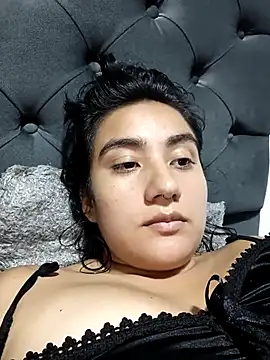 Snapshot of Hellen_Alex chatting on 03/08/25, 10:02 Hellen Alex online show from 03/08/25, 10:02