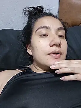 Hellen Alex online show from 06/12/26, 02:15
