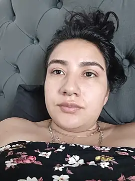 Hellen Alex online show from 01/15/26, 01:03