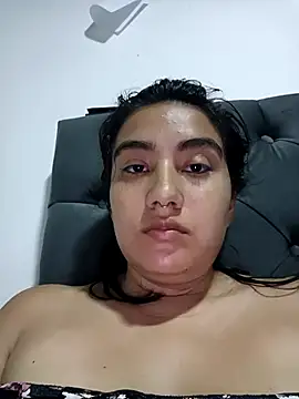 Snapshot of Hellen_Alex chatting on 02/23/25, 02:57 Hellen Alex online show from 02/23/25, 02:57