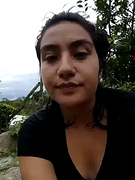Snapshot of Hellen_Alex chatting on 02/25/25, 07:38 Hellen Alex online show from 02/25/25, 07:38