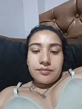 Snapshot of Hellen_Alex chatting on 05/14/26, 02:25 Hellen Alex online show from 05/14/26, 02:25
