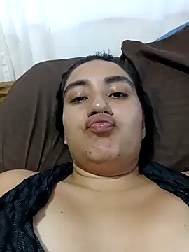Snapshot of Hellen_Alex chatting on 10/02/25, 02:42 Hellen Alex online show from 10/02/25, 02:42