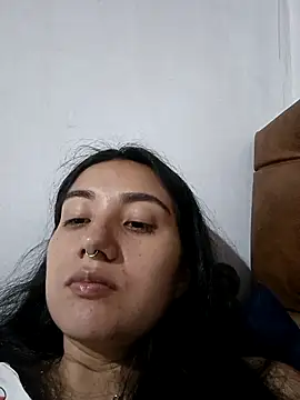 Snapshot of Hellen_Alex chatting on 05/05/26, 02:20 Hellen Alex online show from 05/05/26, 02:20