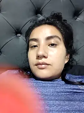 Snapshot of Hellen_Alex chatting on 02/27/25, 10:31 Hellen Alex online show from 02/27/25, 10:31