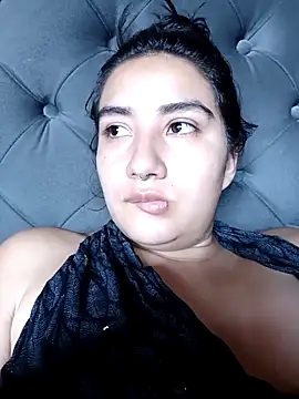 Snapshot of Hellen_Alex chatting on 09/18/25, 02:31 Hellen Alex online show from 09/18/25, 02:31