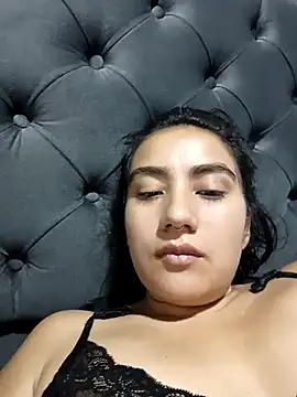 Snapshot of Hellen_Alex chatting on 02/16/25, 01:49 Hellen Alex online show from 02/16/25, 01:49