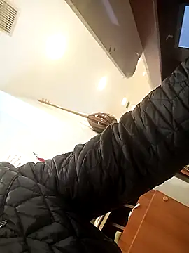 Snapshot of okan3456ok chatting on 10/08/25, 11:45 okan3456ok online show from 10/08/25, 11:45