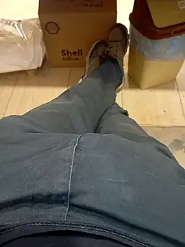 Snapshot of okan3456ok chatting on 09/16/25, 04:52 okan3456ok online show from 09/16/25, 04:52