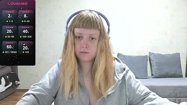 June shy0 online show from 05/18/26, 07:02