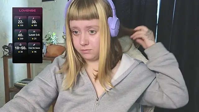 June shy0 online show from 09/26/25, 07:26