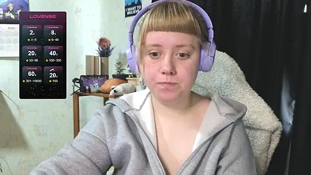 June shy0 online show from 10/04/25, 08:16