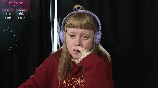 June shy0 online show from 04/26/26, 07:05