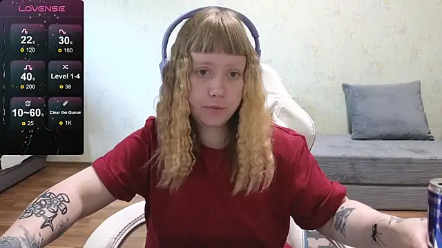 June shy0 online show from 05/03/26, 07:46