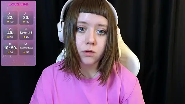 June shy0 online show from 02/08/25, 08:09