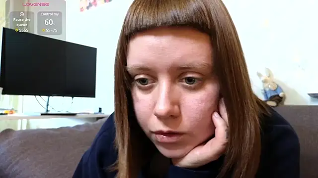 June shy0 online show from 02/26/25, 11:11