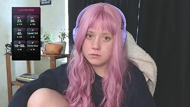 June shy0 online show from 09/25/25, 07:14