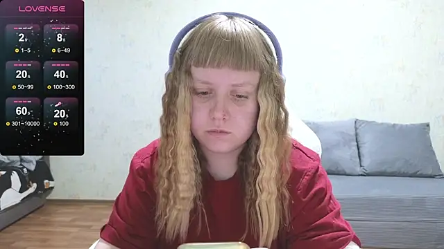 June shy0 online show from 05/19/26, 07:15