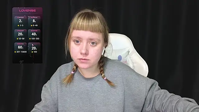 June shy0 online show from 12/03/25, 07:52