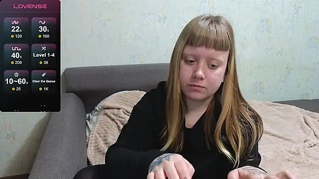 June shy0 online show from 03/04/26, 08:11