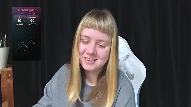 June shy0 online show from 12/18/25, 07:46