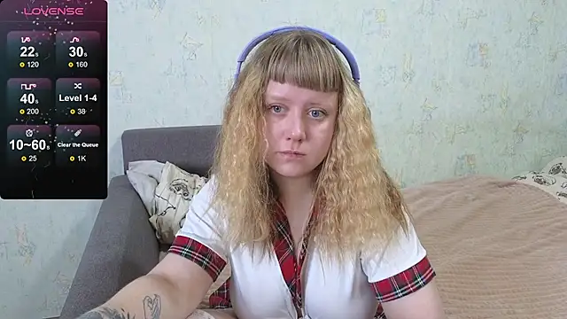 June shy0 online show from 02/12/26, 07:52