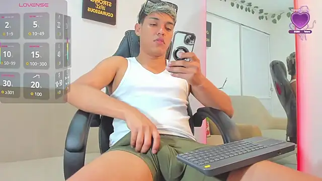 ryan carter08 online show from 09/14/25, 04:02