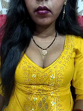 Snapshot of Sharmila-Singh chatting on 04/19/26, 08:15 Sharmila-Singh online show from 04/19/26, 08:15