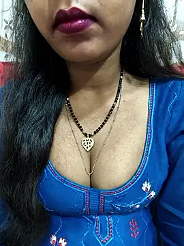 Snapshot of Sharmila-Singh chatting on 05/04/26, 05:44 Sharmila-Singh online show from 05/04/26, 05:44
