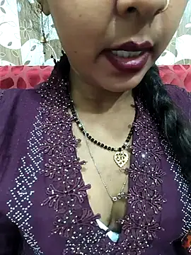 Snapshot of Sharmila-Singh chatting on 05/07/26, 06:33 Sharmila-Singh online show from 05/07/26, 06:33