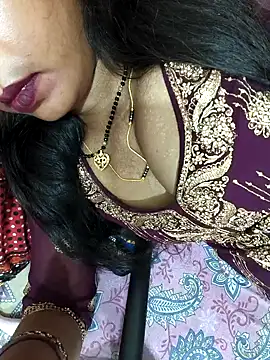 Snapshot of Sharmila-Singh chatting on 06/04/26, 07:18 Sharmila-Singh online show from 06/04/26, 07:18
