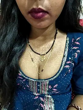 Snapshot of Sharmila-Singh chatting on 06/07/26, 06:35 Sharmila-Singh online show from 06/07/26, 06:35