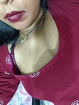 Snapshot of Sharmila-Singh chatting on 07/09/26, 08:41 Sharmila-Singh online show from 07/09/26, 08:41