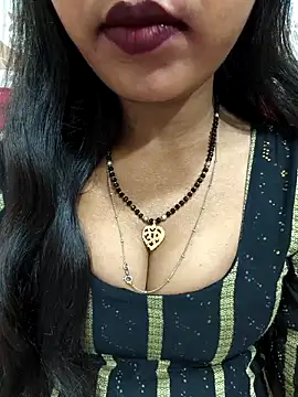 Snapshot of Sharmila-Singh chatting on 05/03/26, 05:38 Sharmila-Singh online show from 05/03/26, 05:38