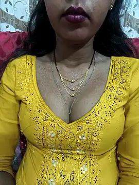 Snapshot of Sharmila-Singh chatting on 05/23/26, 12:26 Sharmila-Singh online show from 05/23/26, 12:26