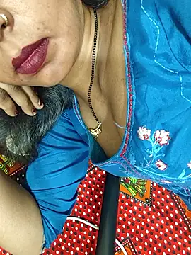 Snapshot of Sharmila-Singh chatting on 07/01/26, 06:52 Sharmila-Singh online show from 07/01/26, 06:52