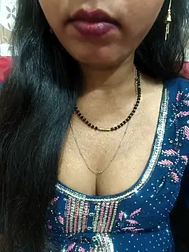 Snapshot of Sharmila-Singh chatting on 04/17/26, 09:45 Sharmila-Singh online show from 04/17/26, 09:45