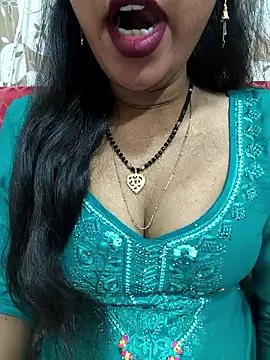 Snapshot of Sharmila-Singh chatting on 04/20/26, 06:16 Sharmila-Singh online show from 04/20/26, 06:16