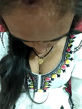 Snapshot of Sharmila-Singh chatting on 06/01/26, 07:02 Sharmila-Singh online show from 06/01/26, 07:02