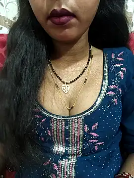 Snapshot of Sharmila-Singh chatting on 06/07/26, 06:29 Sharmila-Singh online show from 06/07/26, 06:29