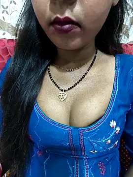 Snapshot of Sharmila-Singh chatting on 04/23/26, 12:11 Sharmila-Singh online show from 04/23/26, 12:11