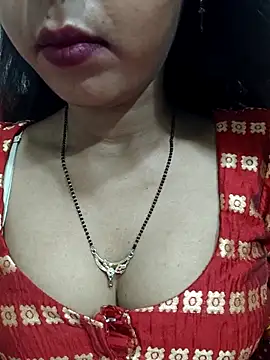 Snapshot of Sharmila-Singh chatting on 07/13/26, 05:34 Sharmila-Singh online show from 07/13/26, 05:34
