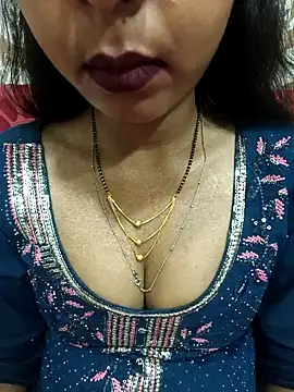 Snapshot of Sharmila-Singh chatting on 05/29/26, 06:47 Sharmila-Singh online show from 05/29/26, 06:47