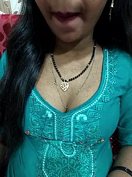 Snapshot of Sharmila-Singh chatting on 05/08/26, 09:18 Sharmila-Singh online show from 05/08/26, 09:18