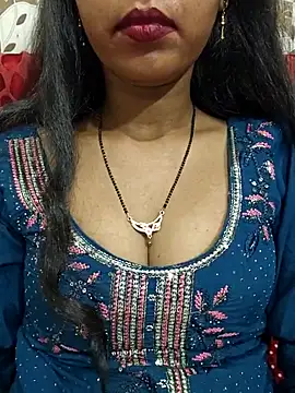 Snapshot of Sharmila-Singh chatting on 07/08/26, 08:26 Sharmila-Singh online show from 07/08/26, 08:26