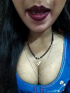 Snapshot of Sharmila-Singh chatting on 04/29/26, 05:44 Sharmila-Singh online show from 04/29/26, 05:44