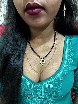 Snapshot of Sharmila-Singh chatting on 04/30/26, 05:47 Sharmila-Singh online show from 04/30/26, 05:47
