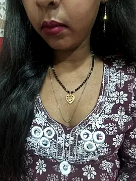 Snapshot of Sharmila-Singh chatting on 05/08/26, 09:13 Sharmila-Singh online show from 05/08/26, 09:13