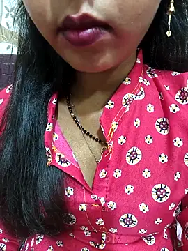 Snapshot of Sharmila-Singh chatting on 04/24/26, 05:04 Sharmila-Singh online show from 04/24/26, 05:04