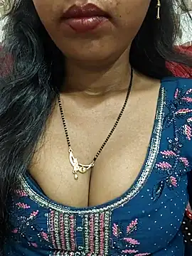 Snapshot of Sharmila-Singh chatting on 06/23/26, 09:40 Sharmila-Singh online show from 06/23/26, 09:40